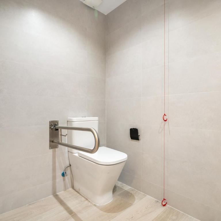 Dobo Madrid SB20 - Double Room - Disability Access - 10
