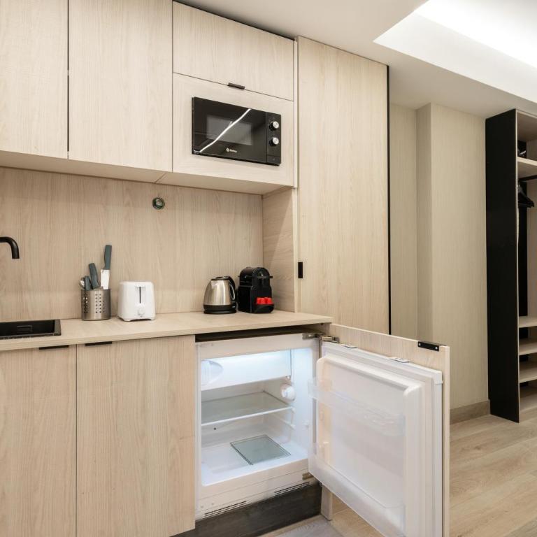 Dobo Madrid SB20 - Double Room - Disability Access - 7
