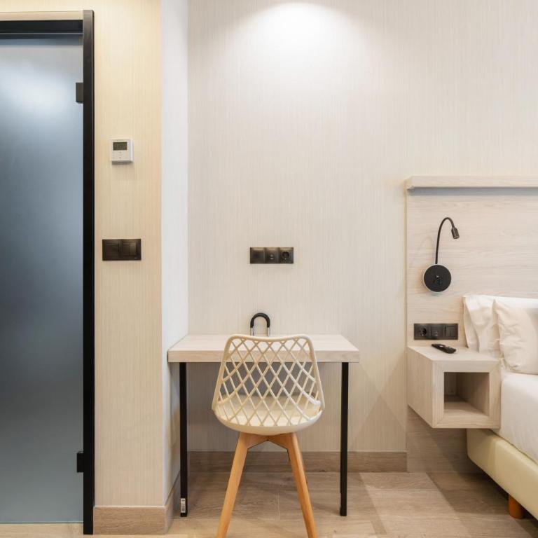 Dobo Madrid SB20 - Standard Double Room - 12