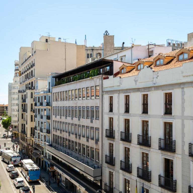 Dobo Madrid SB20 - Standard Double Room - 1