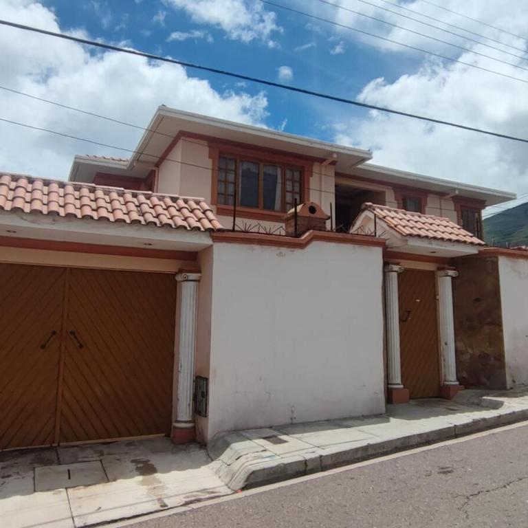 Spacious and cozy house with all the amenities! - Casa de 5 dormitorios - 18