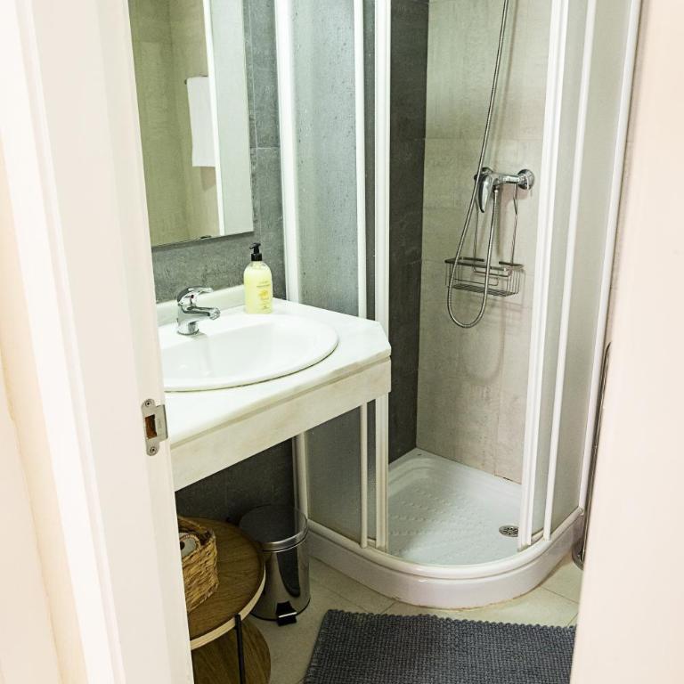 Costa Azul 5 L - Apartamento - 79