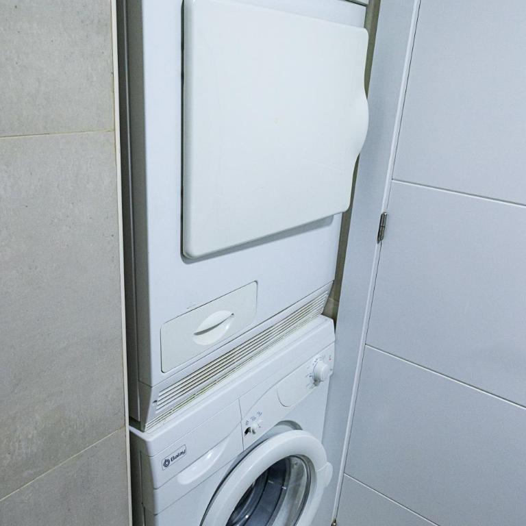 Costa Azul 5 L - Apartamento - 81