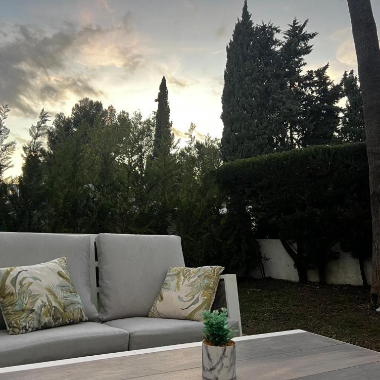 Impeccable large apartment with immense terrace and private garden overlooking the mountain, featuring 2 bedrooms and sleeping up to 4 guests located 100 meters from Plaza Maestranza - Two-Bedroom Apartment - 8