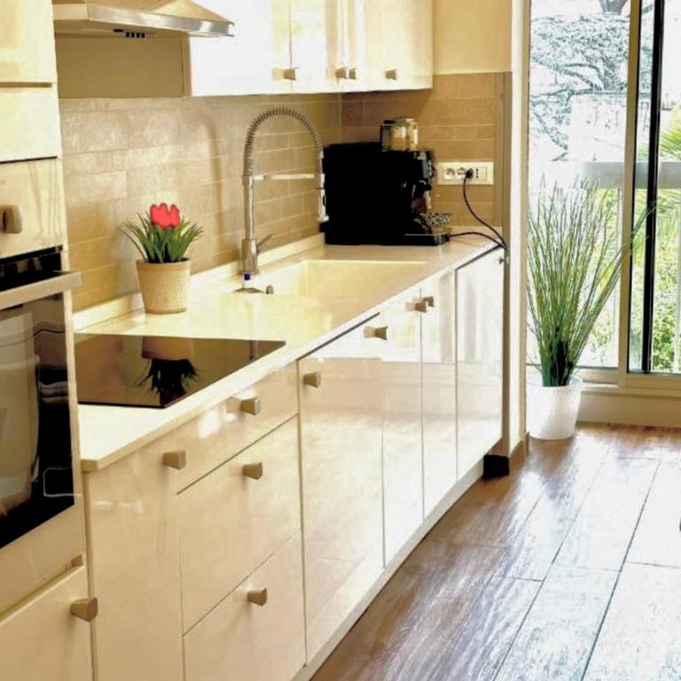 Luxury & Privacy - Pool, Parking, AC - Appartement 3 Chambres - 13