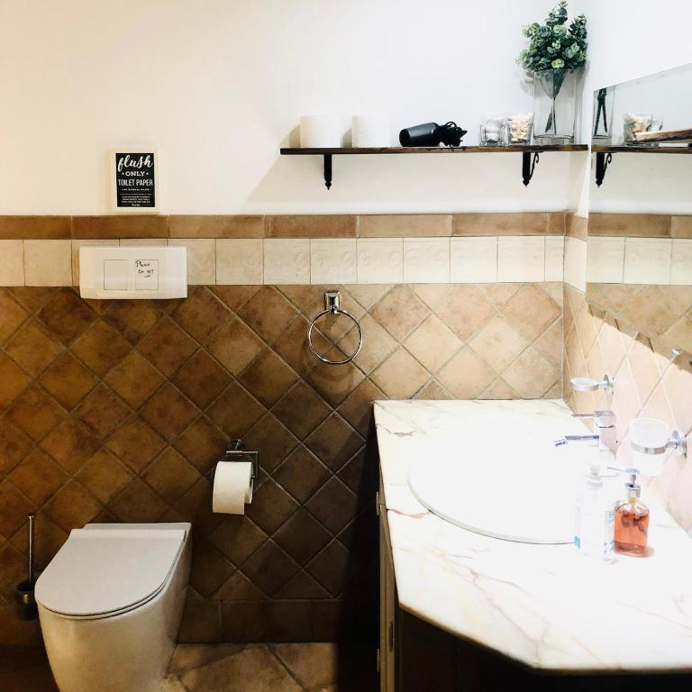 Apartment Via Vittorio Emanuele & Vucciria - Appartamento con 2 Camere da Letto e Balcone - 10