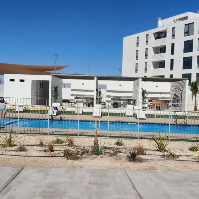 Steps to the beach, comfortable - Two-Bedroom Apartment - 6