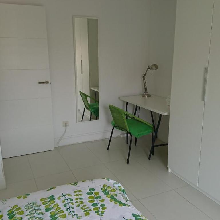 Apartamento con parking gratuito a 500 m de la playa - Apartamento de 2 dormitorios - 20