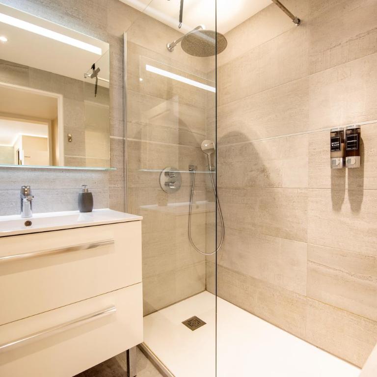 Sunny Palazzio T3 Old Port, Beaches, Congress - Appartement 2 Chambres - 8