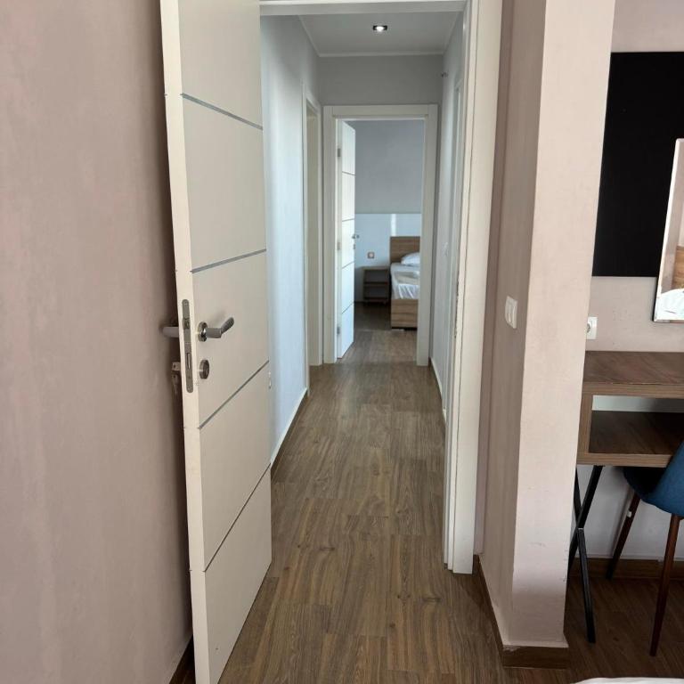 Apartmants S&H - Apartman sa 2 Spavaće Sobe i Balkonom - 5