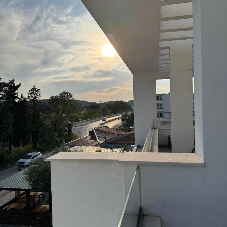Apartmants S&H - Apartman sa 2 Spavaće Sobe i Balkonom - 24