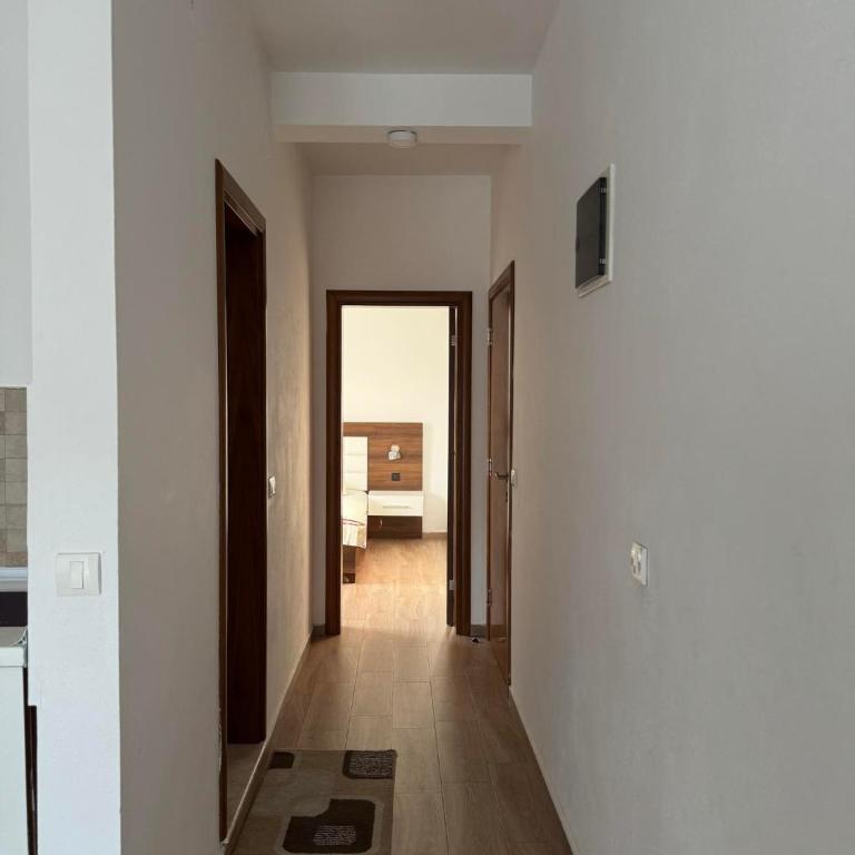 Apartmants S&H - Apartman s 1 Spavaćom Sobom i Balkonom - 2