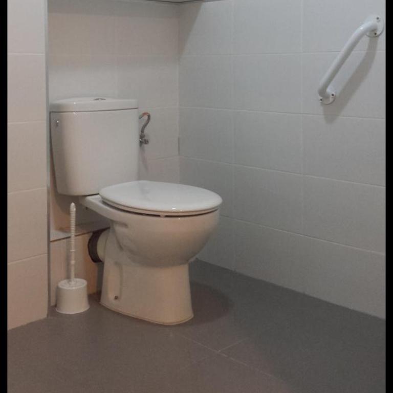 Apartamento con parking gratuito a 500 m de la playa - Apartamento de 2 dormitorios - 32