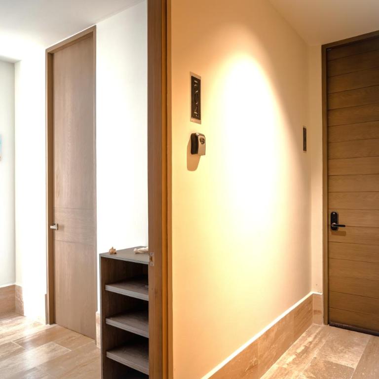 DM504 Apartment with Spectacular Views - One-Bedroom Apartment - 24