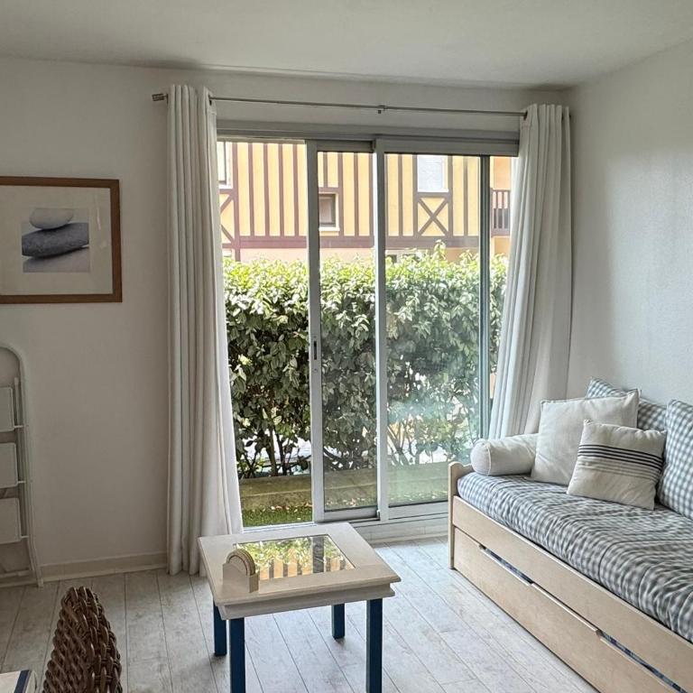 Appartement 2 pièces près de la plage avec parking à Cabourg - FR-1-487-381 - Appartamento - 2