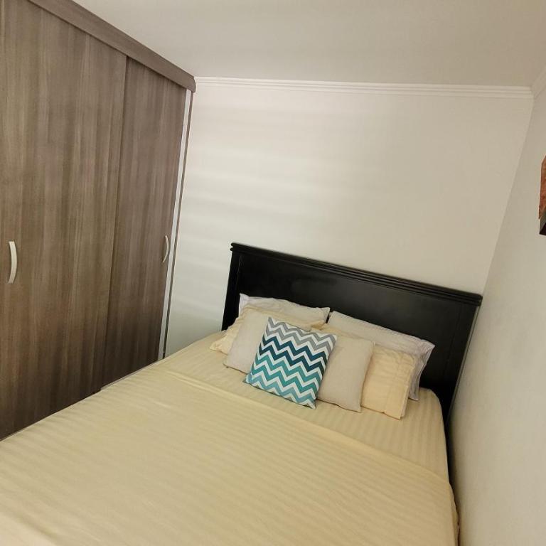 Apto cerca al centro y playa Marbella - Apartamento - 2