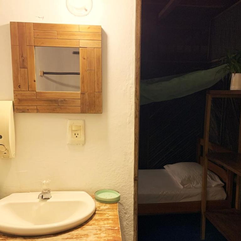 Chez Oliv - Habitación Triple con baño privado - 7