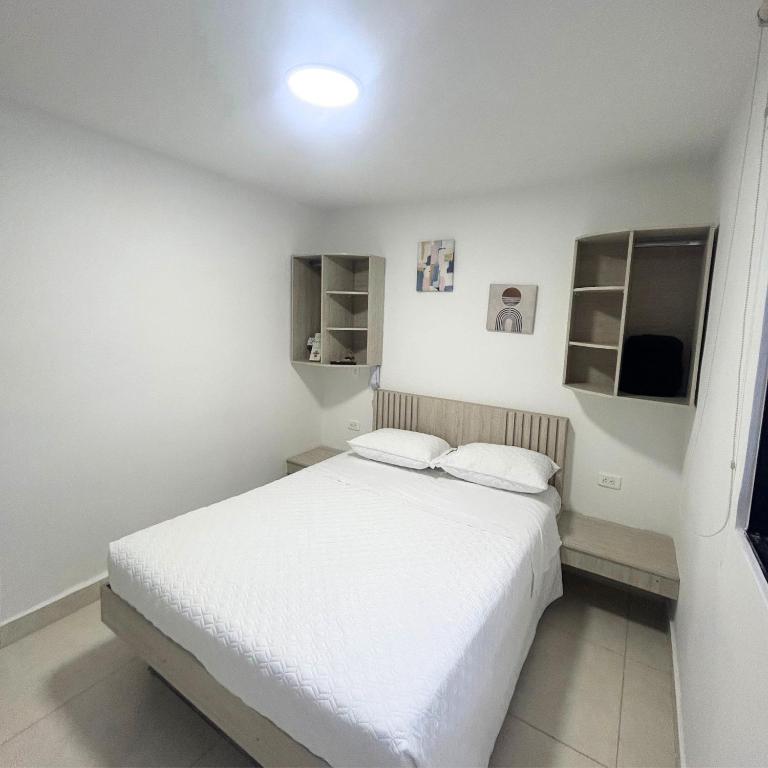 Hotel Zona Oro - Habitación Doble con baño privado - 12