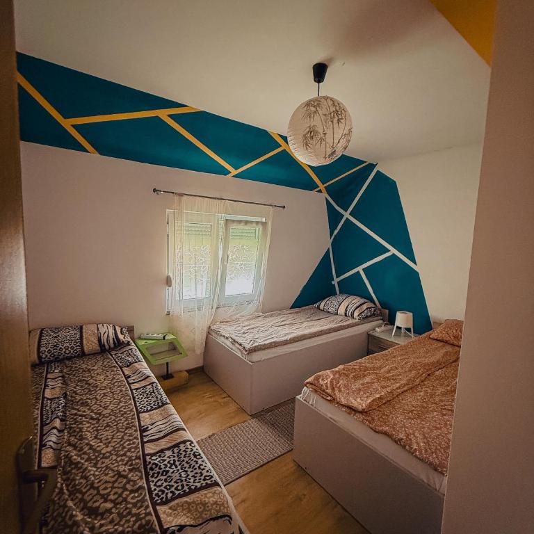 Apartment Benjo - Two-Bedroom Apartment - 12