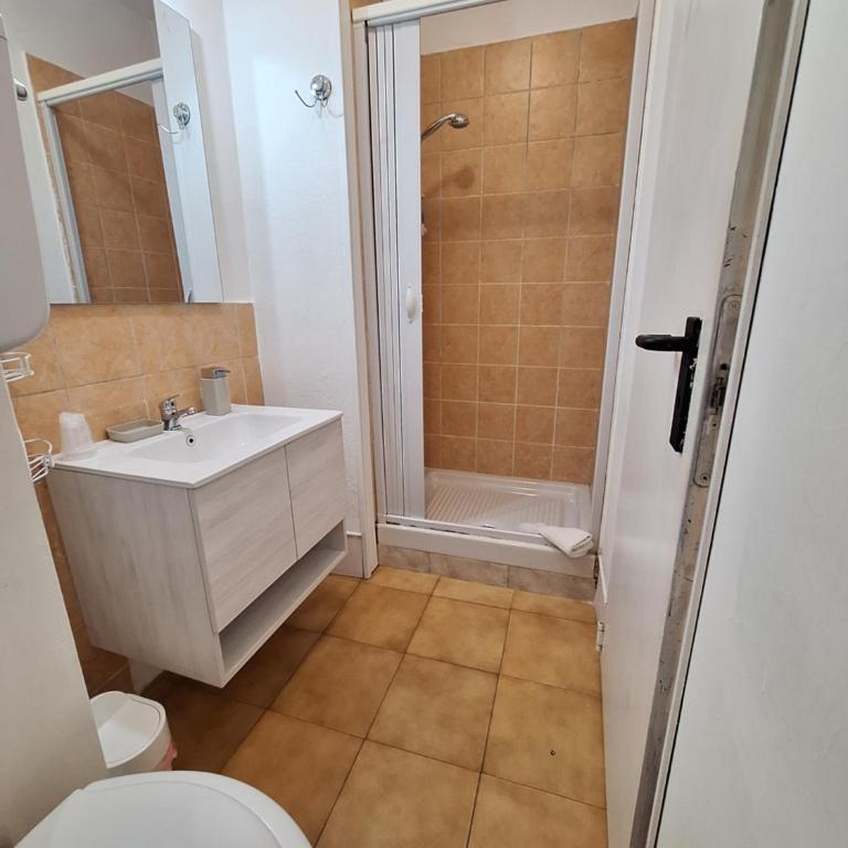 Affittacamere Guesthouse Maristella - Camera Matrimoniale con Bagno Privato - 7