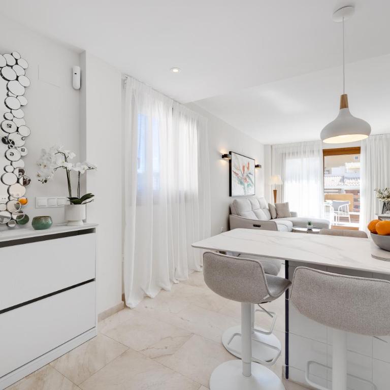 Sunny penthouse with terrace, Punta Prima - Apartamento de 2 dormitorios - 14