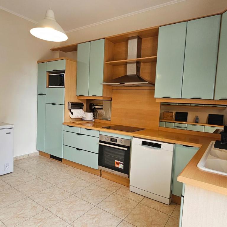 Grande Maison avec piscine, parking et wifi - Villa - 46