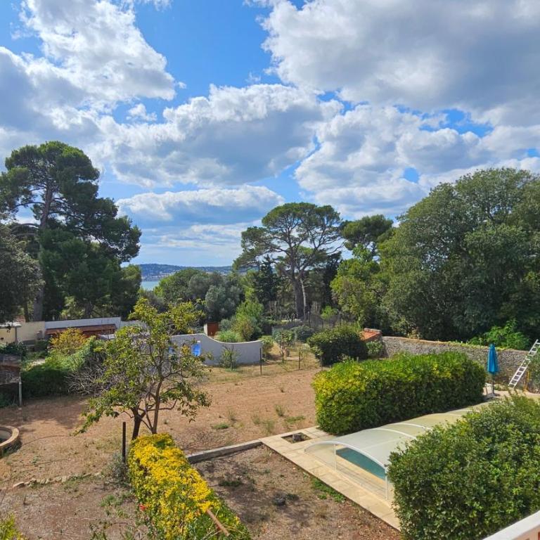 Grande Maison avec piscine, parking et wifi - Villa - 43