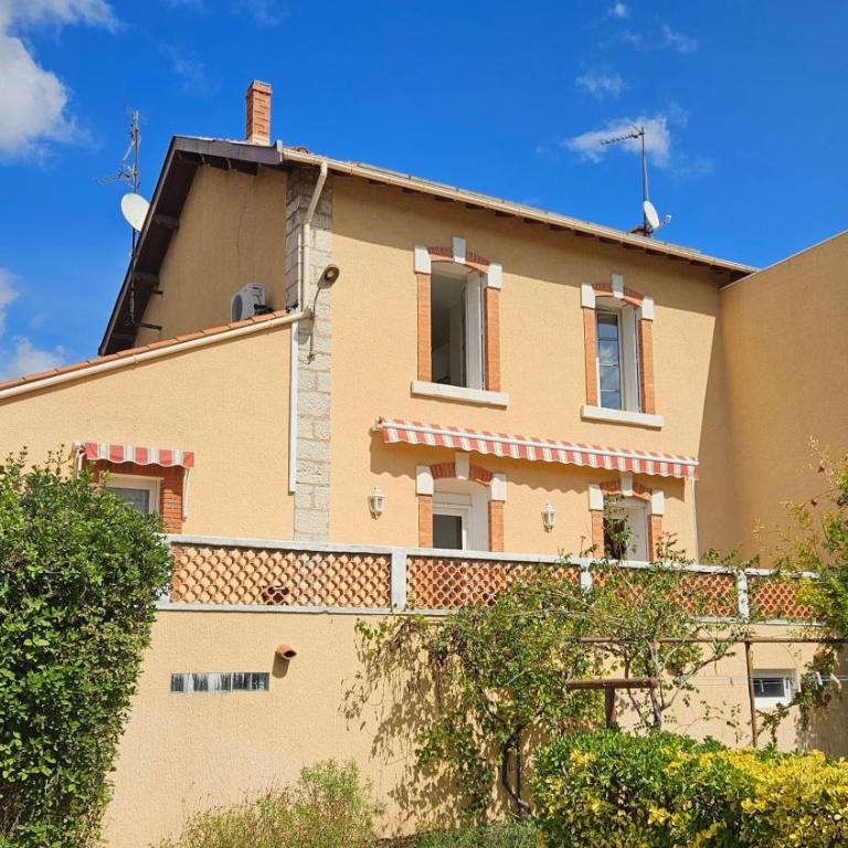Grande Maison avec piscine, parking et wifi - Villa - 39