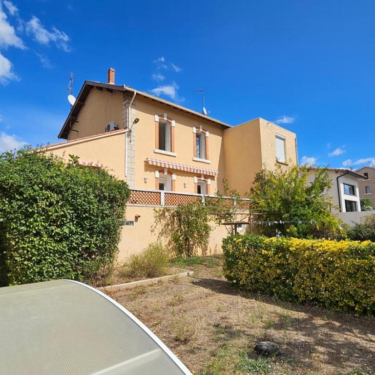 Grande Maison avec piscine, parking et wifi - Villa - 57