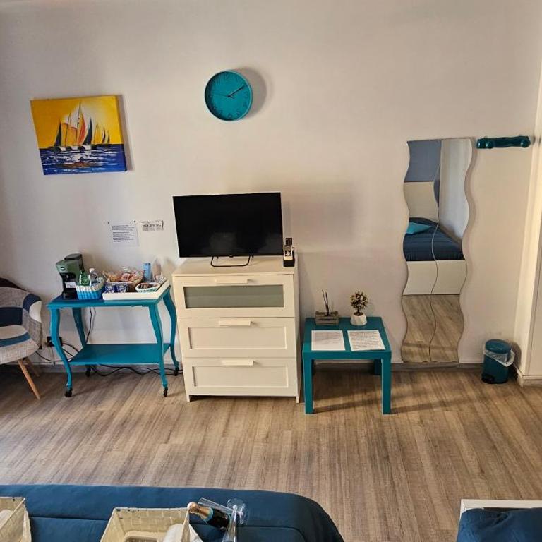 Testa o Croce Casa Vacanze - Camera Matrimoniale/Doppia con Letti Singoli con Bagno Privato Esterno - 5