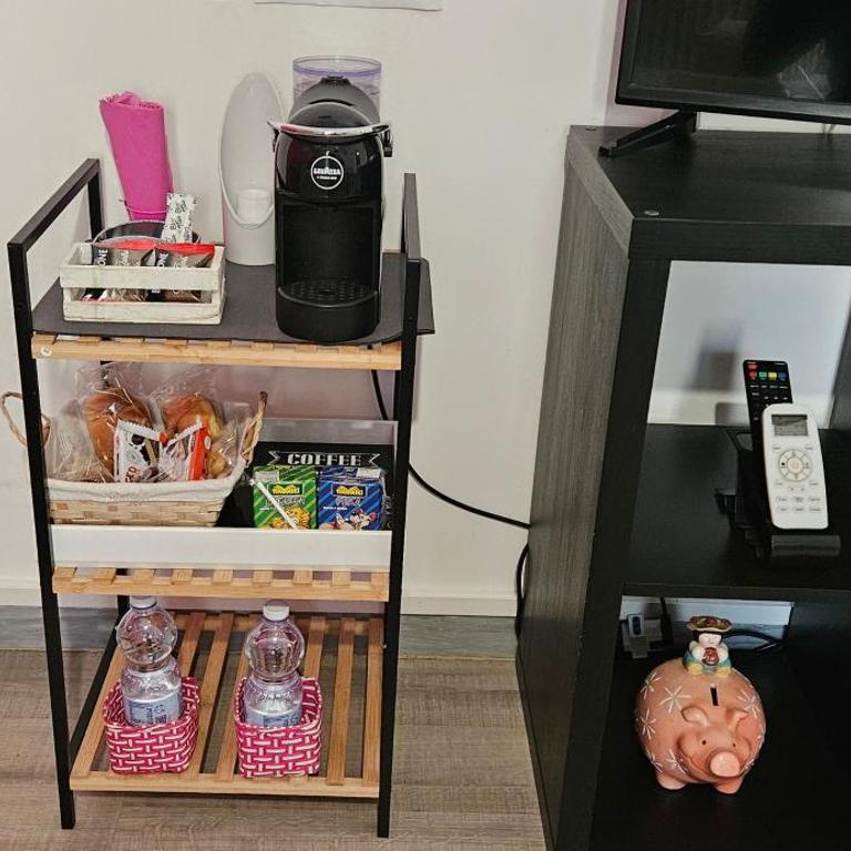Testa o Croce Casa Vacanze - Camera Matrimoniale con Bagno Privato Esterno - 13