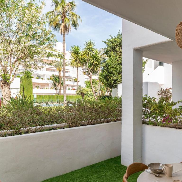 5 BR Luxury apt w Pool, garage and amazing views - Apartment - 27