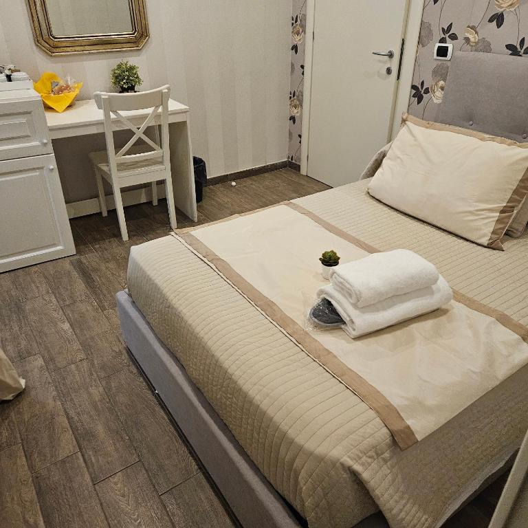 Locanda di Mosconi - Camera Singola con Bagno Privato Esterno - 1