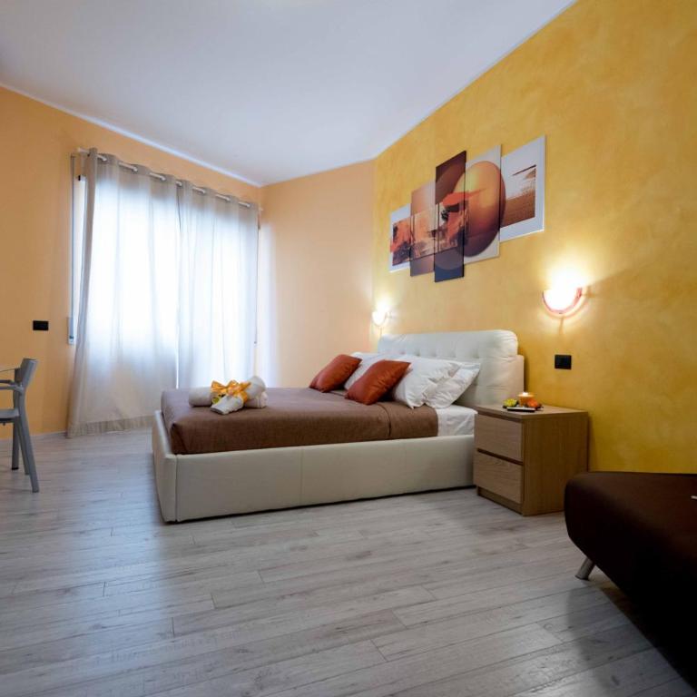 Audrey Rooms - Comfort Triple Room with Shower - 8