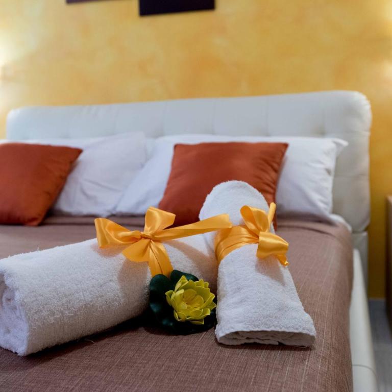 Audrey Rooms - Comfort Triple Room with Shower - 2