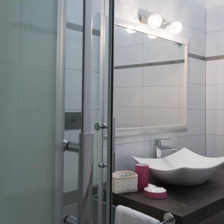 Audrey Rooms - Superior Double Room - 11