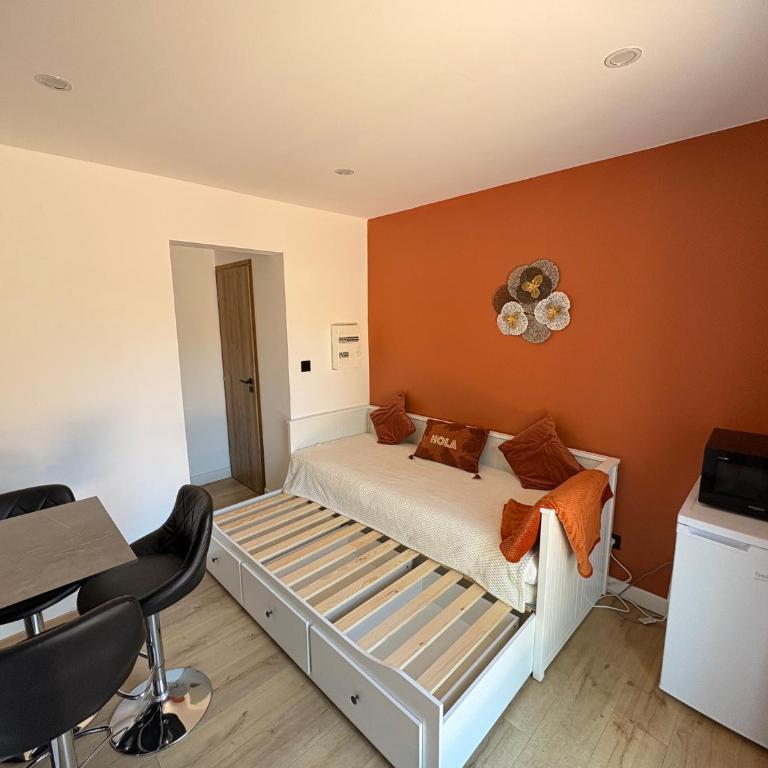 f2 4 pers 5min commerce plages - Appartement Deluxe - 11