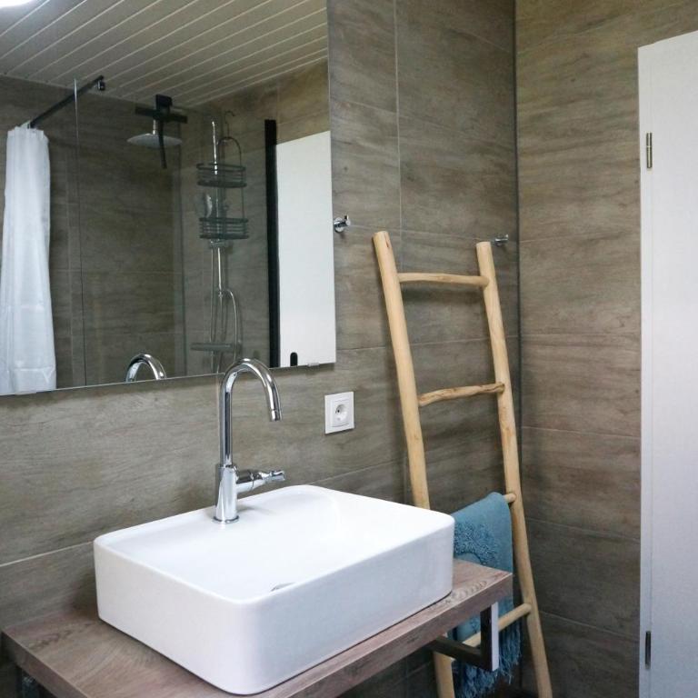 BERG & WALD Ferienwohnungen - Apartment mit 1 Schlafzimmer und Gartenblick - 7