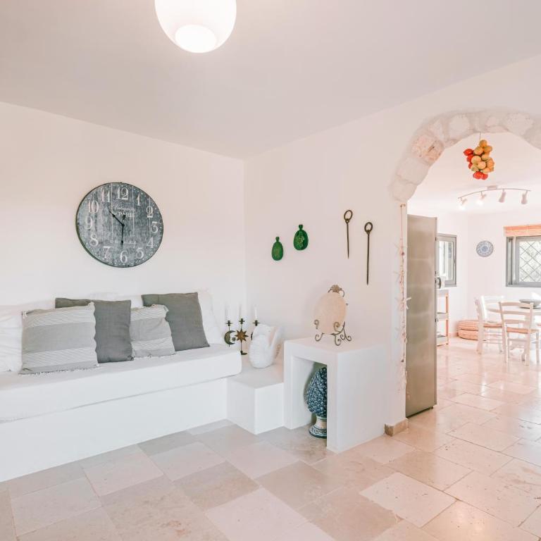 HelloAPULIA - Trulli di Leo - Private Pool, Sea View and Pet-Friendly Garden - Villa con Piscina Privata - 5