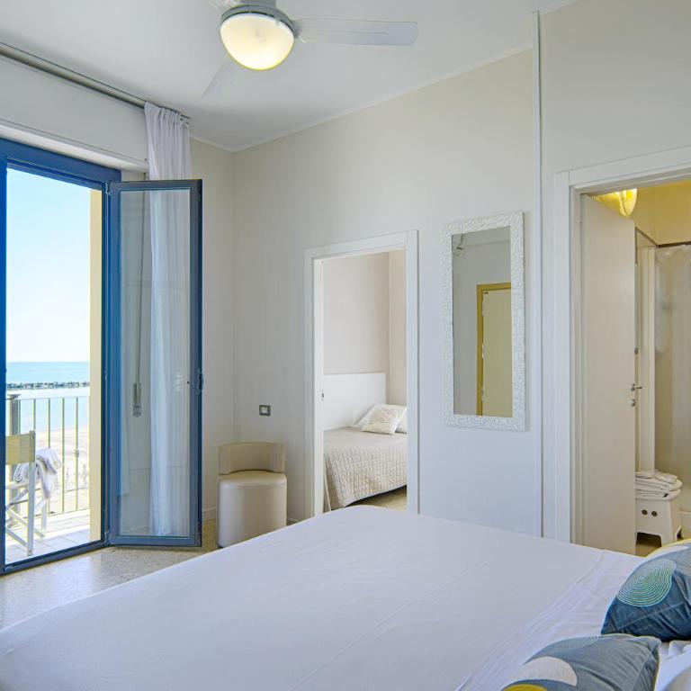 Hotel Deanna - Camera Quadrupla Standard - 1