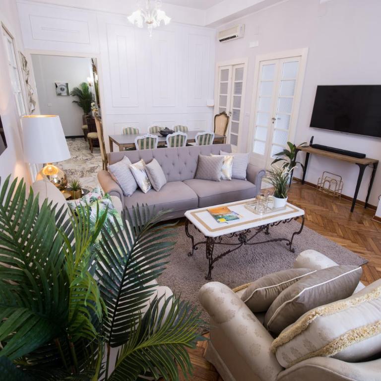 Grandi Residenze Napoli- Piazza Carità con vista - Four-Bedroom Premier Apartment - 4