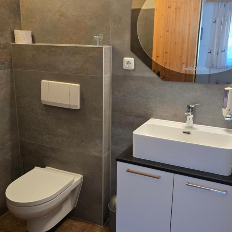 Landhaus & Camping Pichler - Doppel- oder Zweibettzimmer - 12