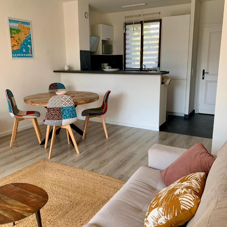 2 pièces, moderne et lumineux avec piscine en résidence privée - Appartement 1 Chambre - Vue sur Jardin - 5