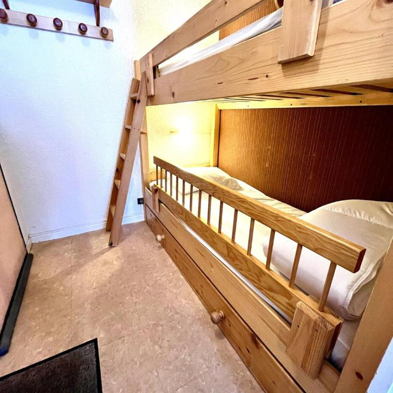 Au pied des pistes studio et jardin au soleil - One-Bedroom Apartment - 17