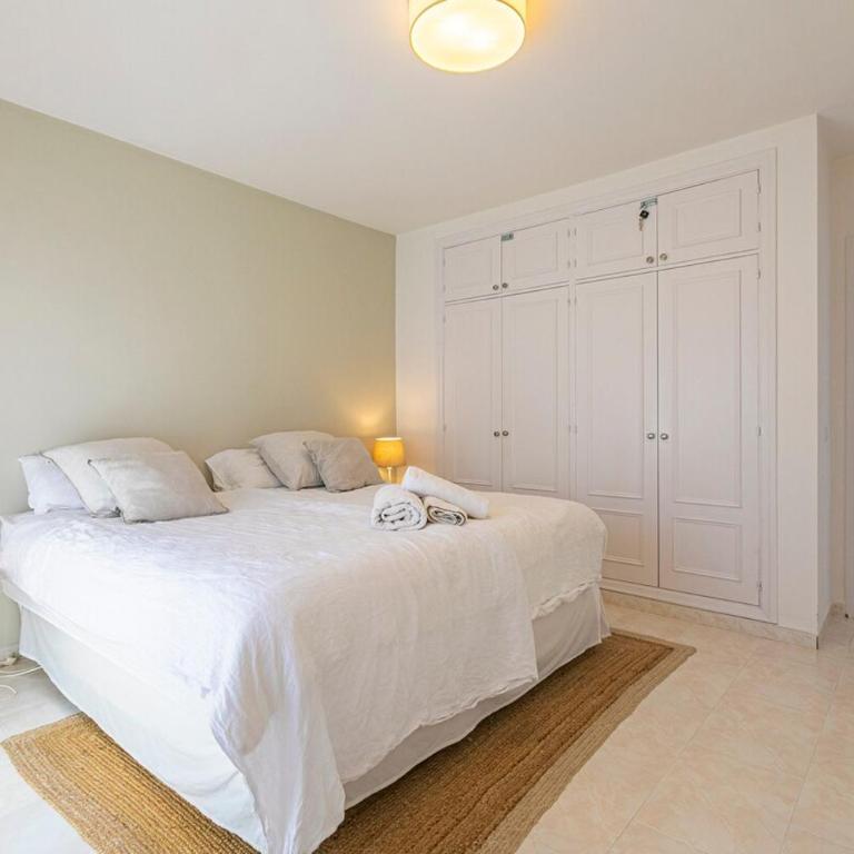 MARBELLA HOME RENTALS - Beachside, 3BR Townhouse - Casa de 3 dormitorios - 11