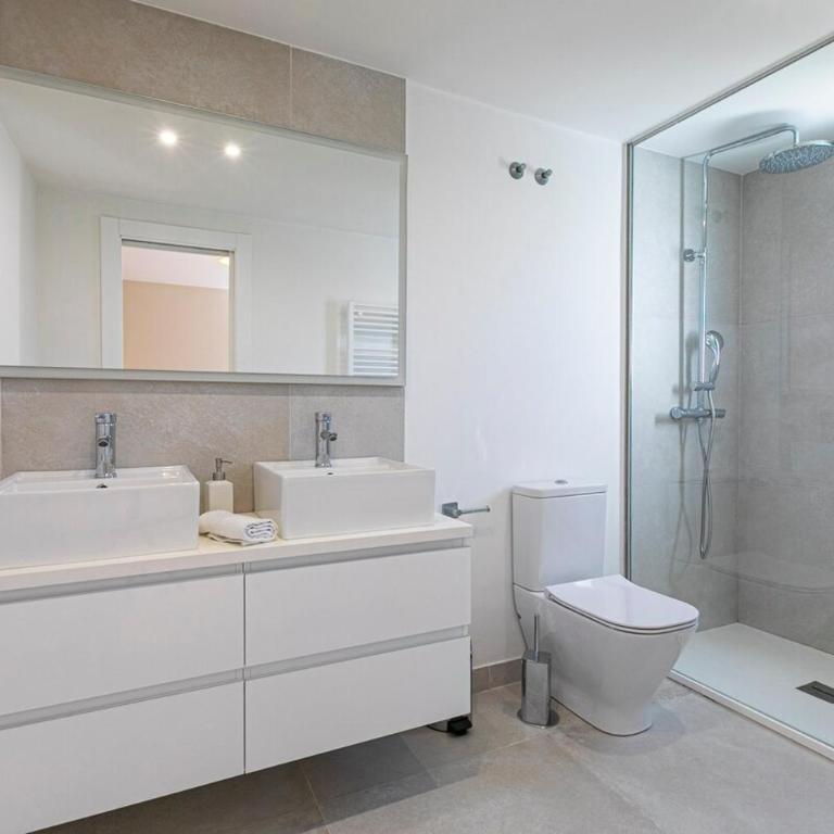 MARBELLA HOME RENTALS - Beachside, 3BR Townhouse - Casa de 3 dormitorios - 22