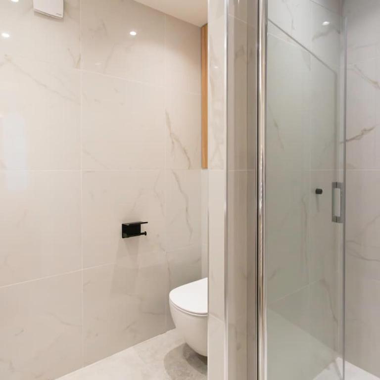 #45 Staywizus - Quiet chic 5mins walk to port and beach AC Wifi - Appartement 1 Chambre - 13