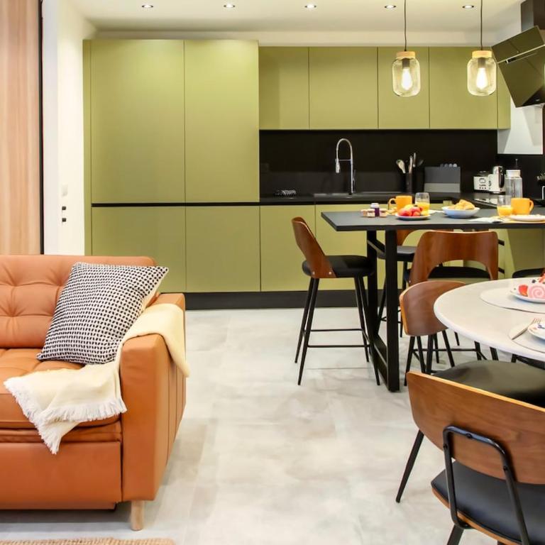 #45 Staywizus - Quiet chic 5mins walk to port and beach AC Wifi - Appartement 1 Chambre - 26