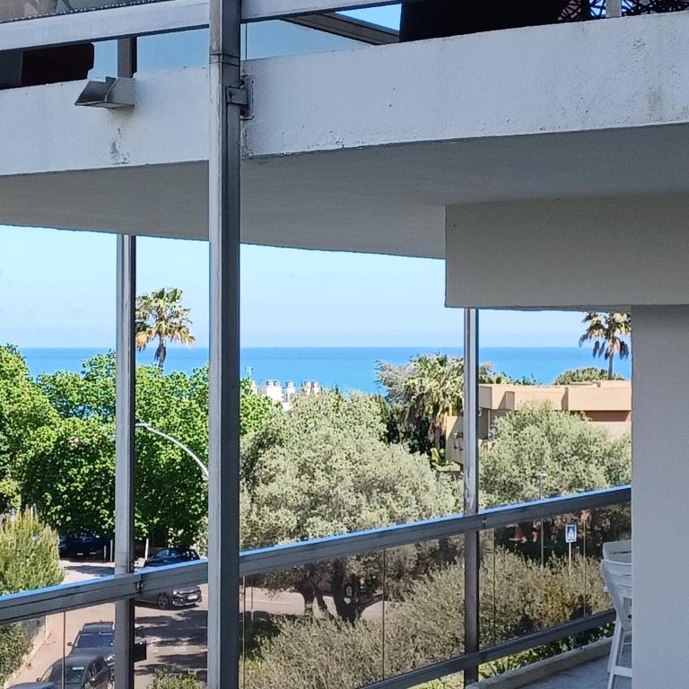 Magnifique studio Gébal climatisé vue sur mer Piscine à Juan-les-pins - One-Bedroom Apartment - 8
