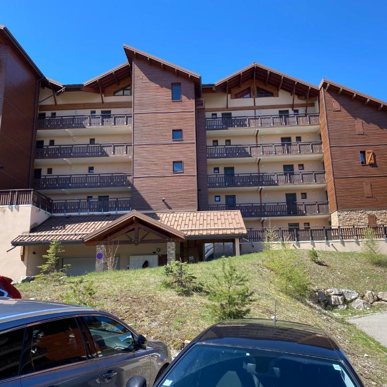 Eden sur les pistes avec vue panoramique sur la vallée - Appartement - 44